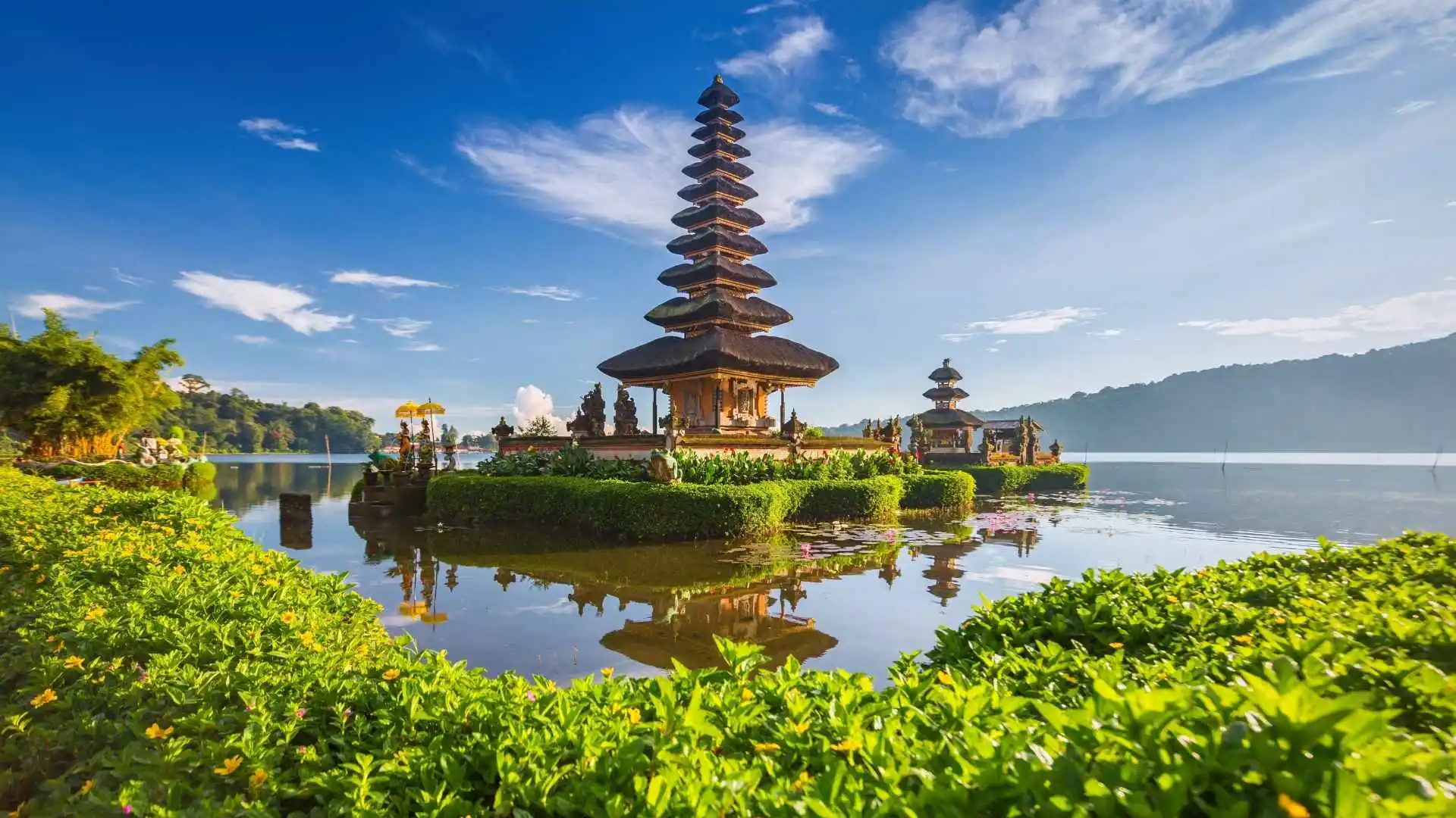 Bali Trip Cost from India for 7 days, relax on the Kuta Beach and enjoy the sunset, Visit the Uluwatu Temple, Garuda Wisnu Kencana (GWK), Padang Padang Beach and Kecak Dance show, Crystal Bay, Explore the Ubud, Tegallalang Rice terraces, Sacred monkey forest and Tegenungan waterfall, Mount Batur Sunrise Trek, Bali Swing, Visit Tanah lot Temple, Seminyak Beach, shopping at local markets and beach clubs