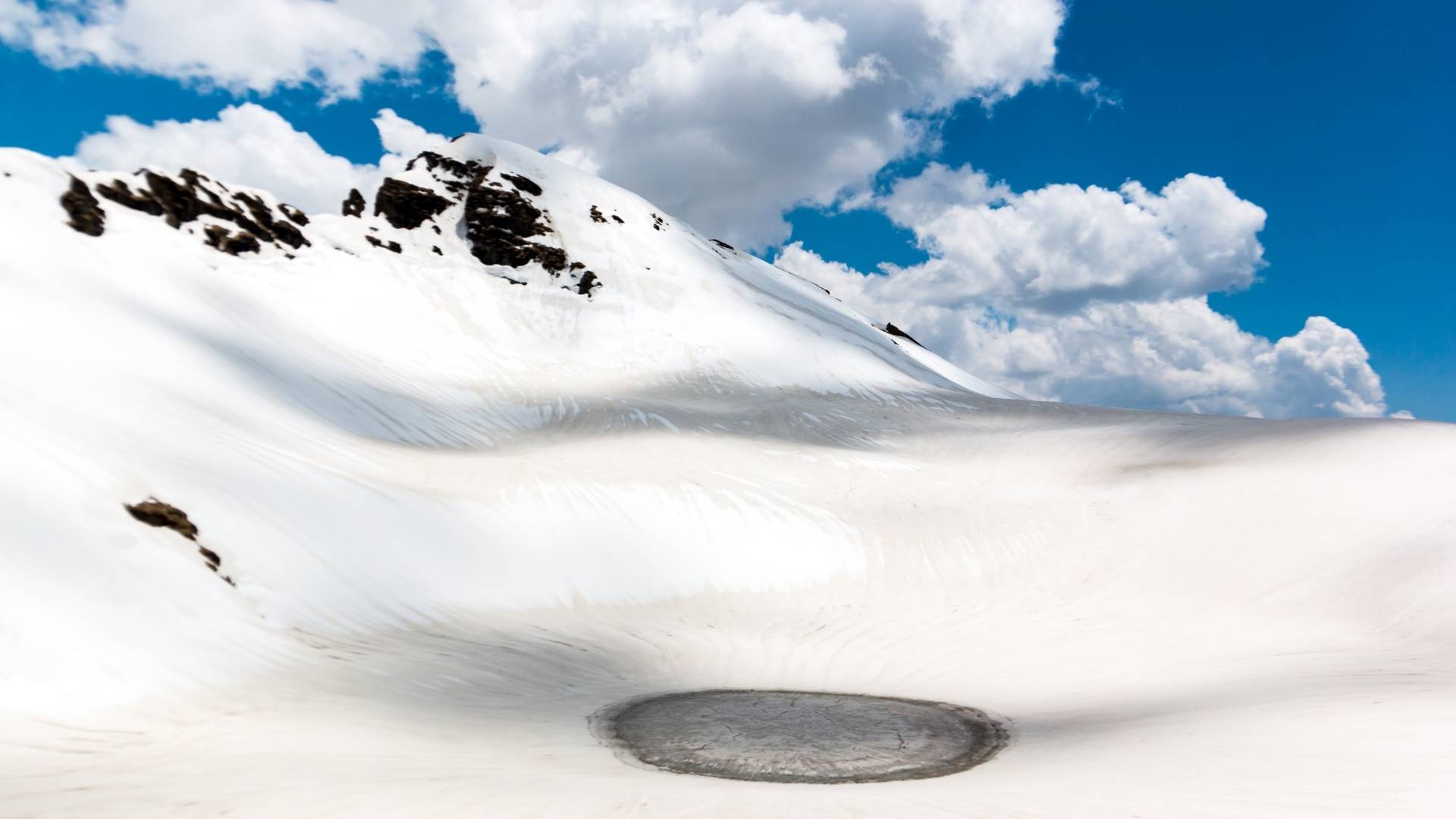 Bhrigu Lake