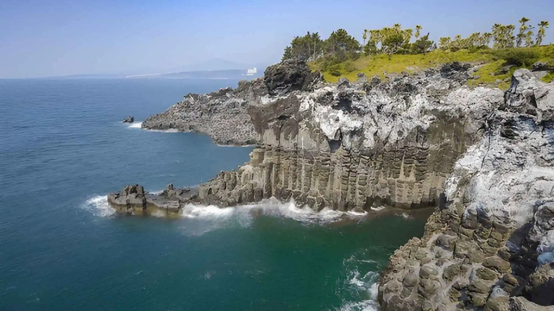 Discover Jeju Island’s Coastline and Waterfalls