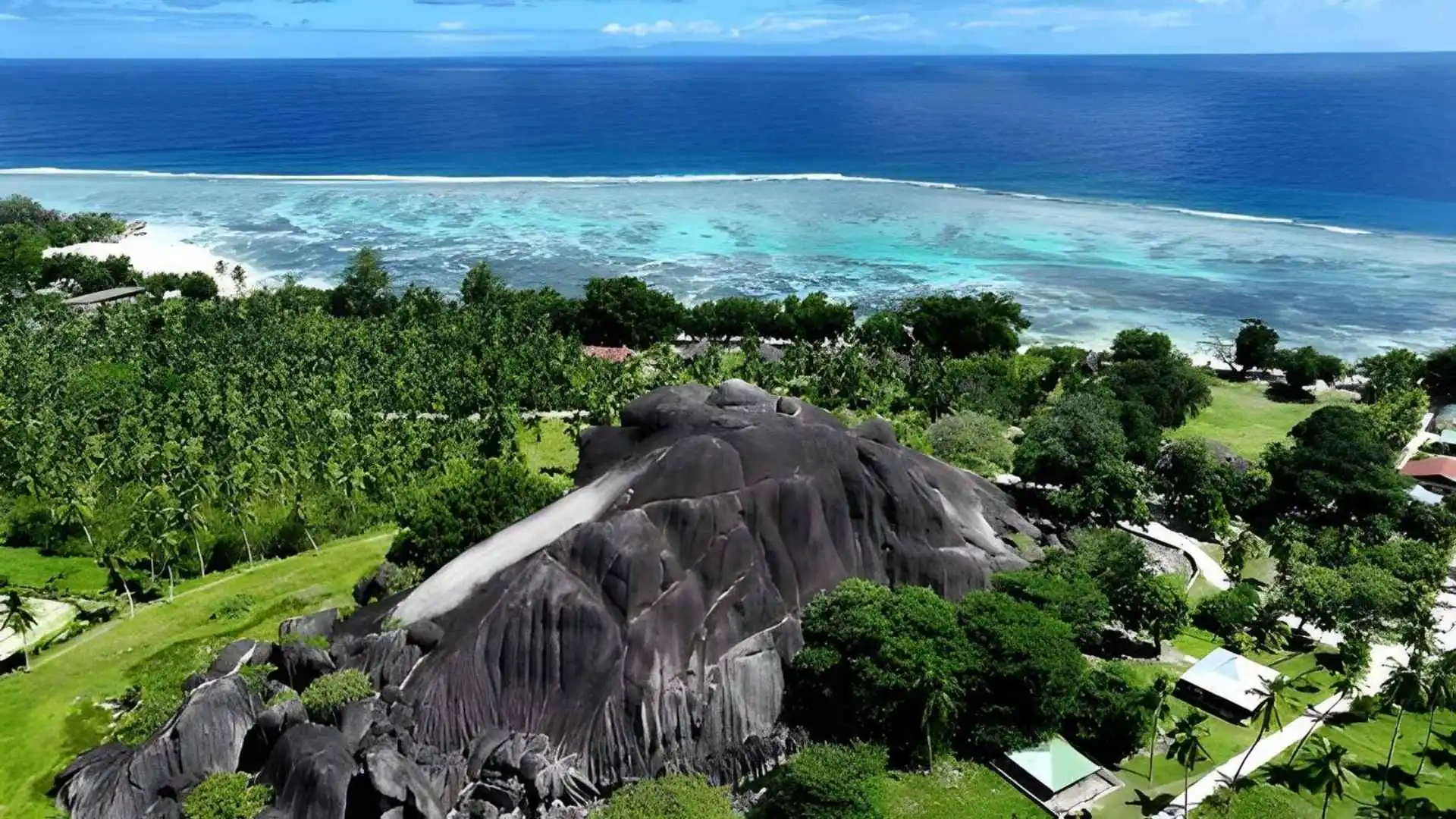 Island Hopping to La Digue and Praslin