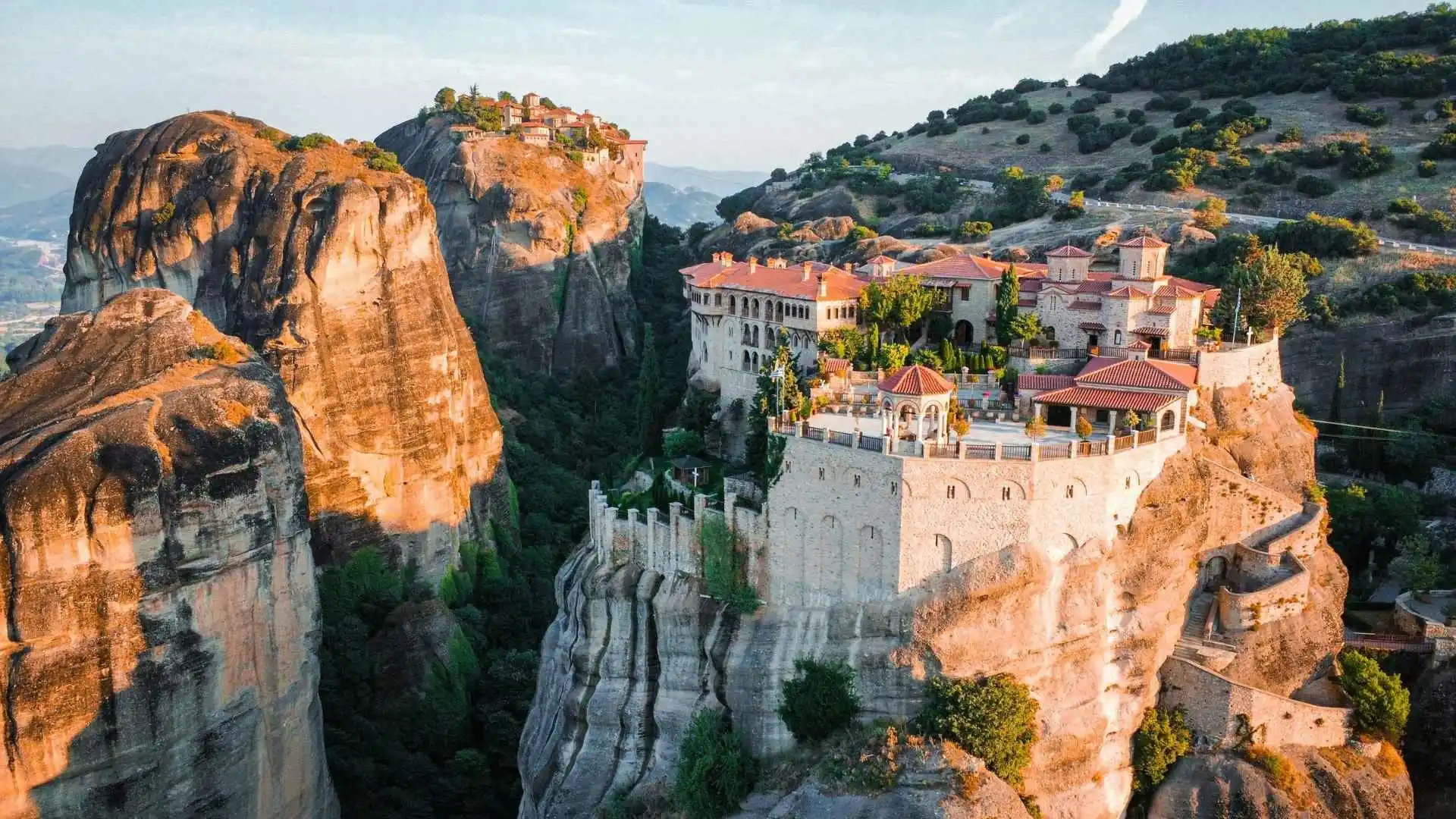places to visit in Meteora, Meteora sightseeing, Meteora tourist spots, beautiful places to visit in greece