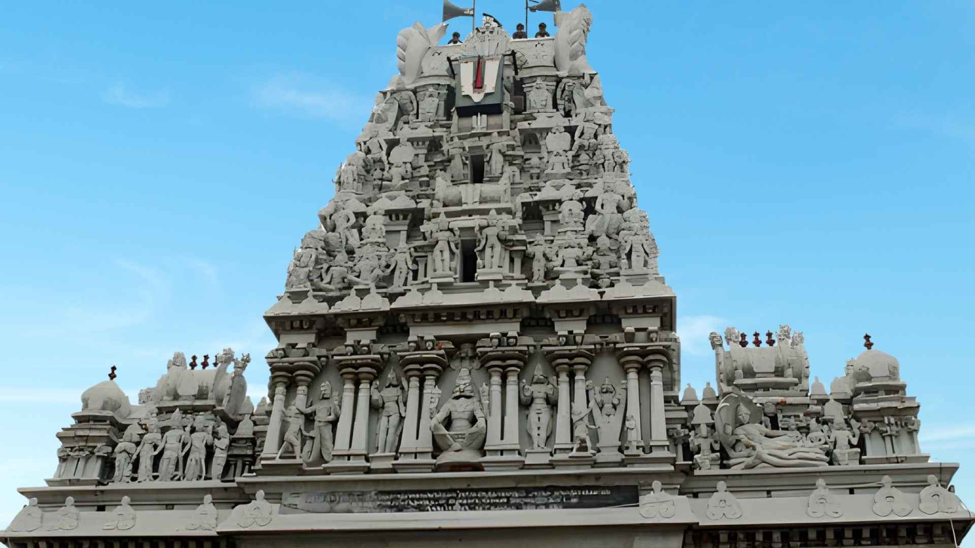 famous temples in Chennai, Vishnu temples in Chennai, Krishna temple in Chennai, Parthasarathy Temple  in Chennai