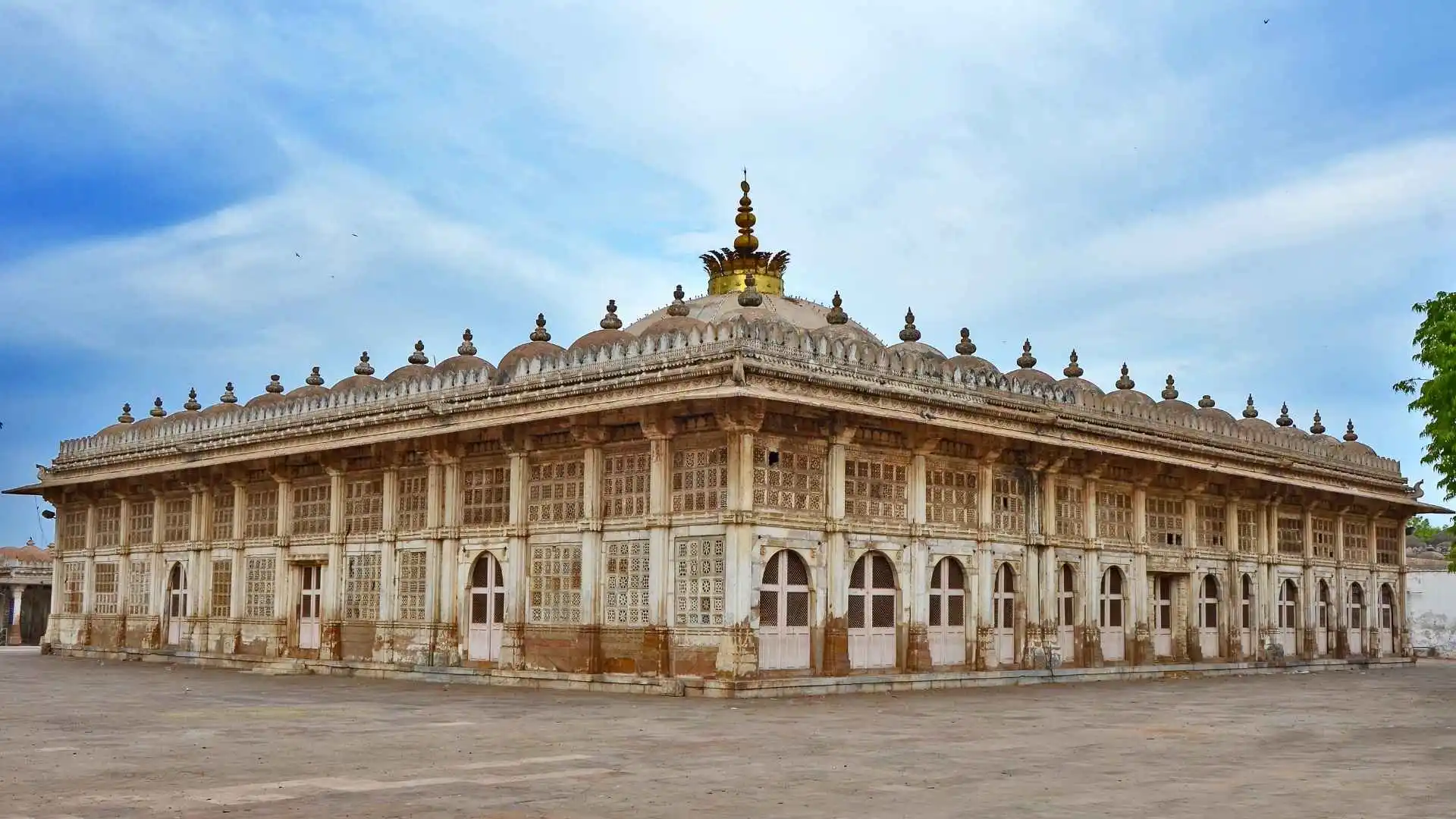 Sarkhej Roza