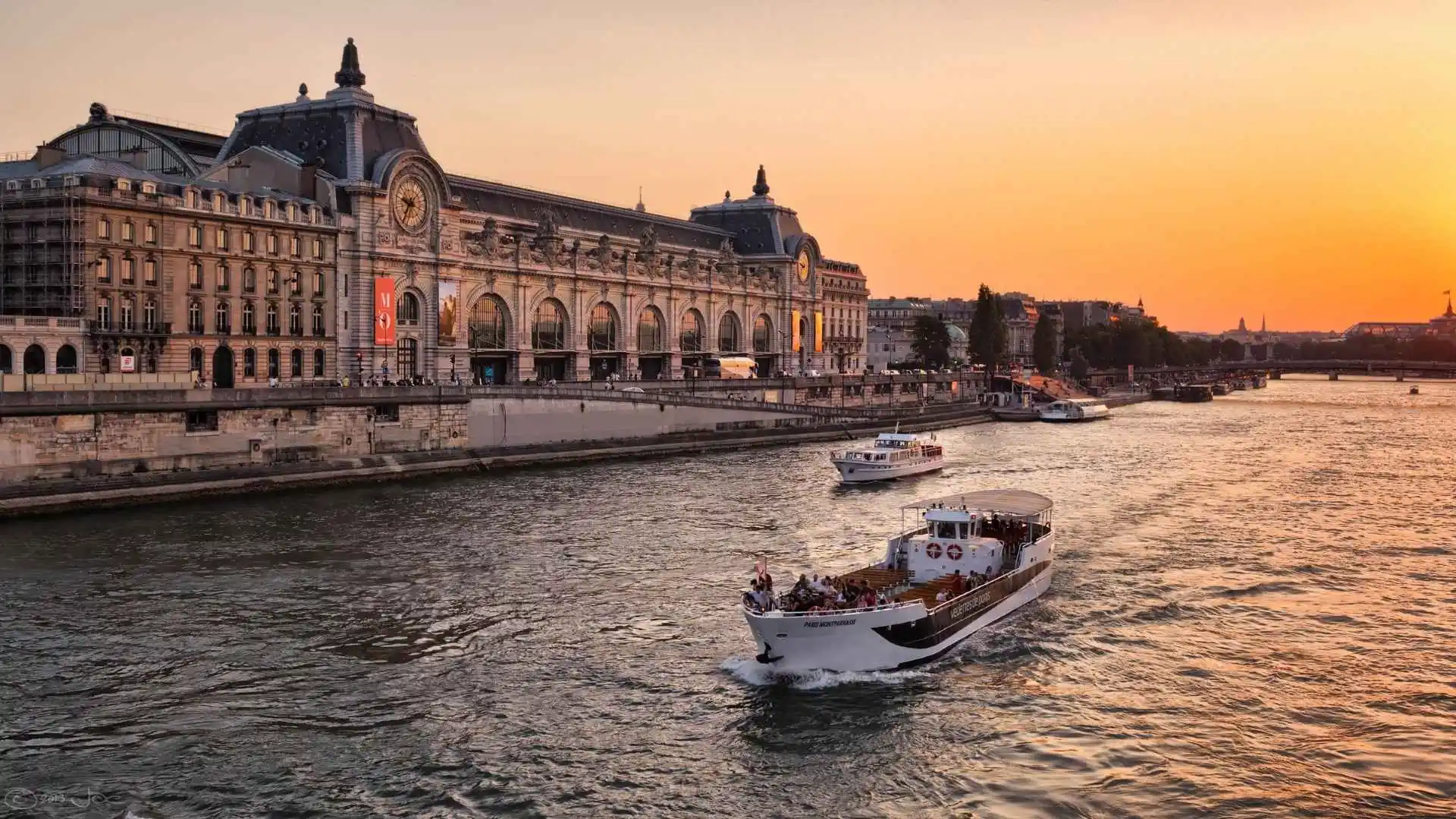 Enjoying The Seine River Cruise