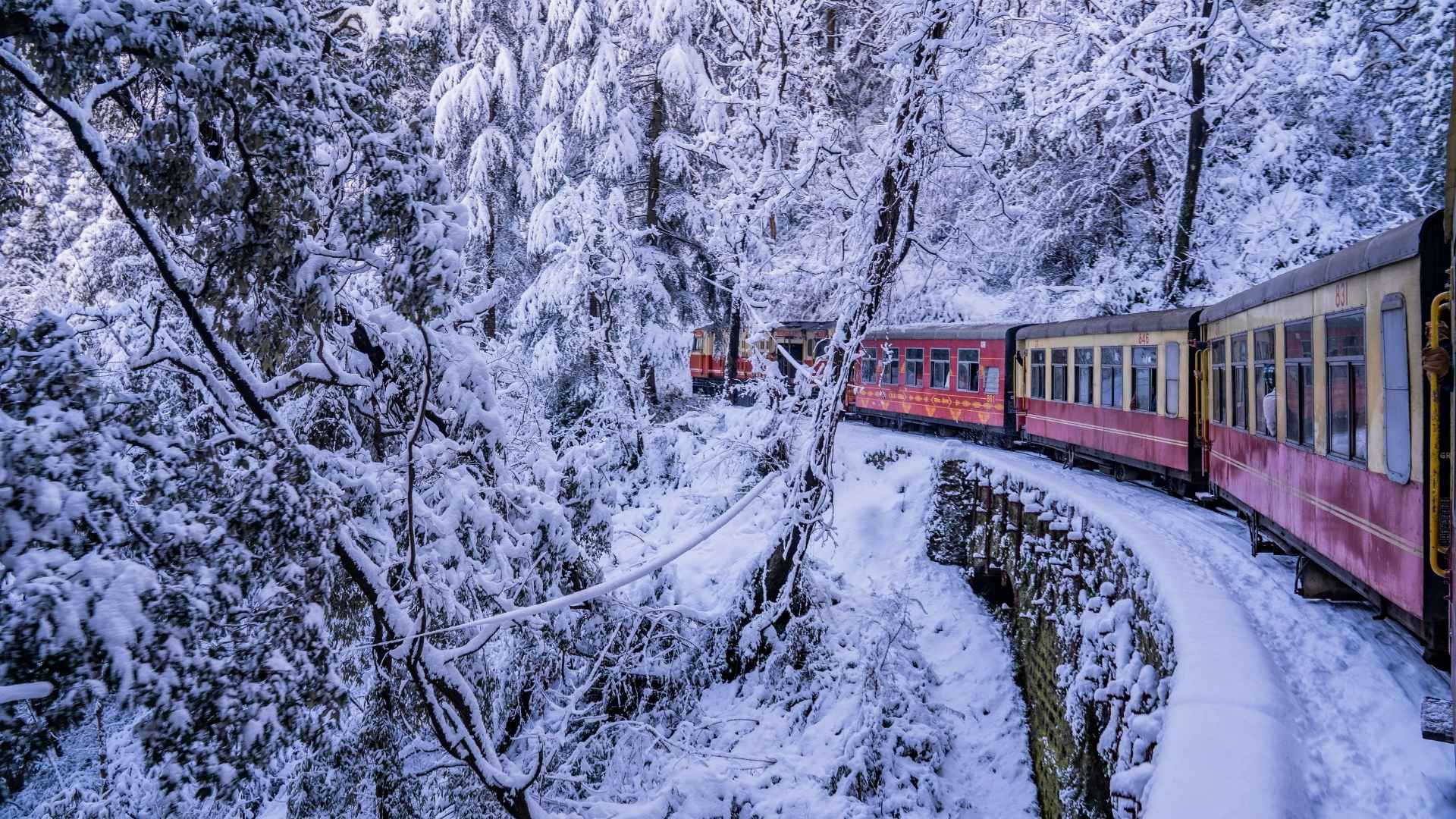 Shimla, Train Friendly Destinations In India, best places to visit by train, best places to visit in india by train, best train travel destinations, best places to visit in summer in india by train, best places to visit by train in india