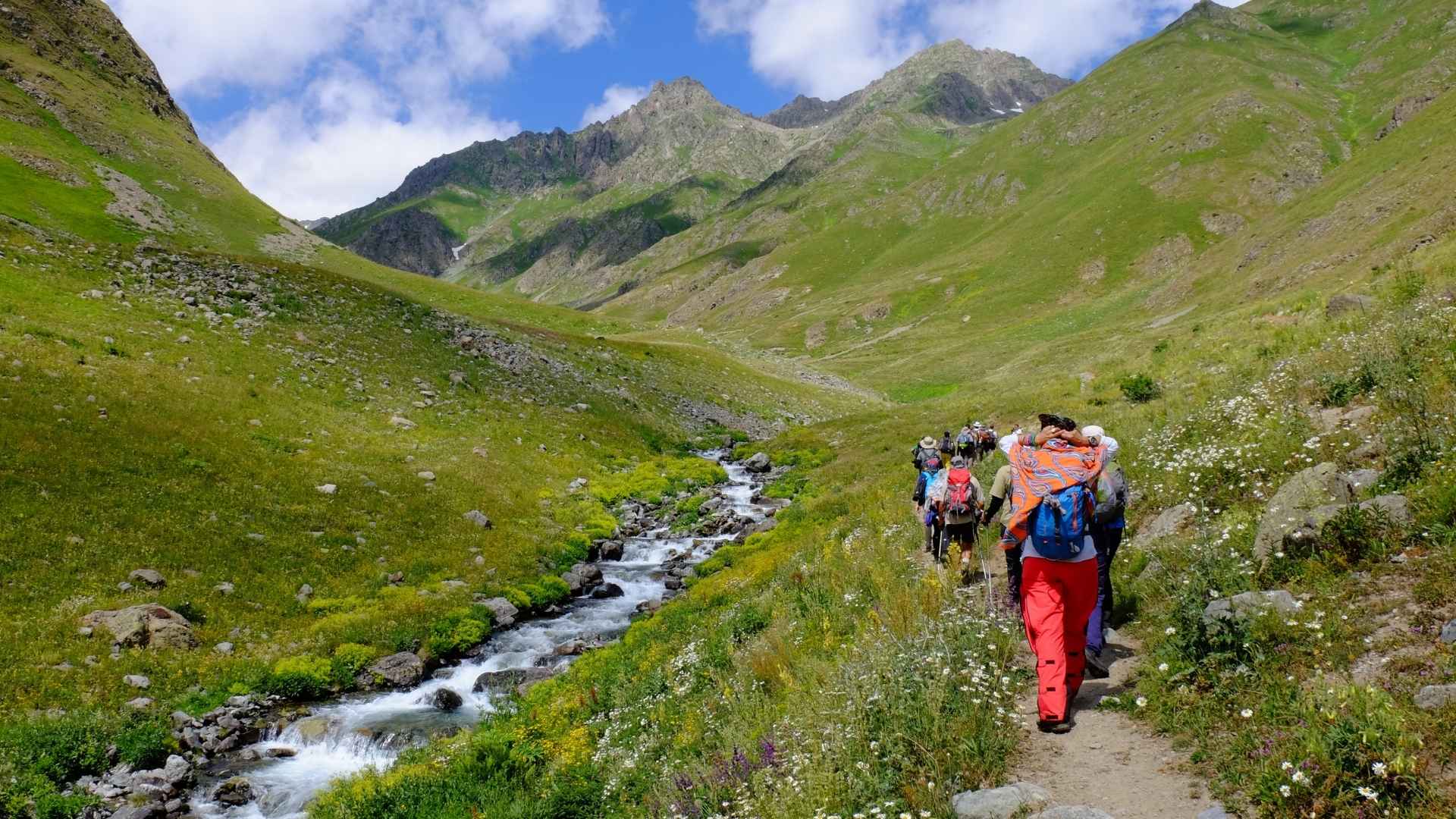 Trekking Safety Tips in india