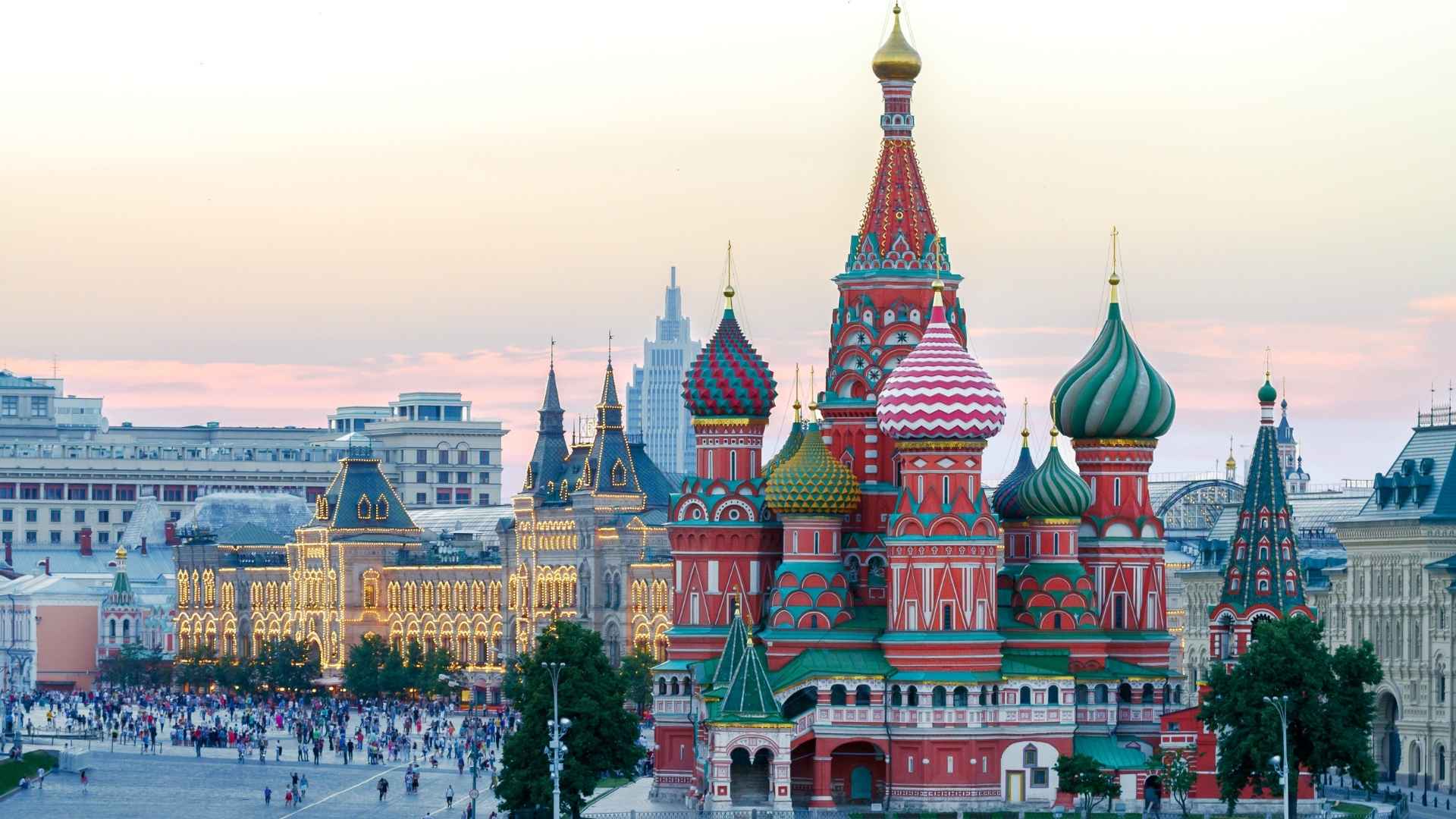 What is the role of a Russia DMC in ground handling?