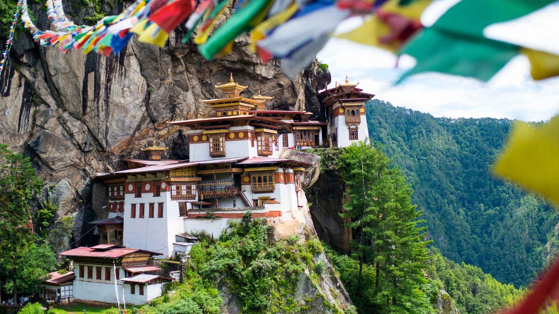 cheapest time to visit Bhutan