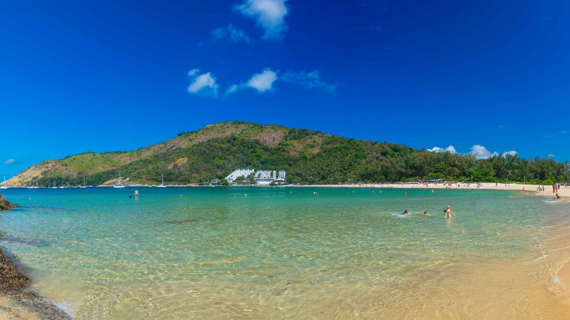 Nai Harn Beach