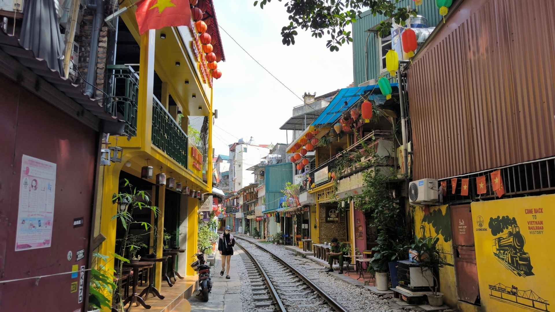Vietnam itinerary for 7 days, Arrival at Hanoi & Local Sightseeing